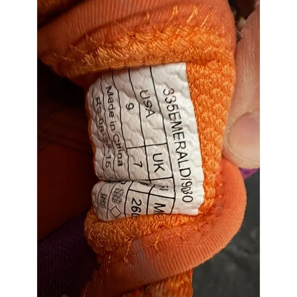 Vionic Women's Emerald 335 Running Shoes - Picture 4 of 5